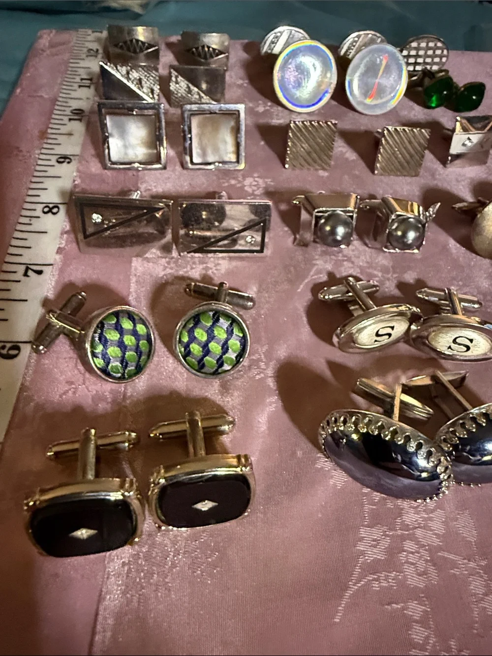 Silver-Tone Men’s Cufflinks Set in Mixed Colors